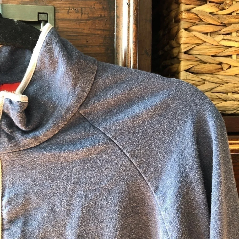 Valerie Stevens blue zip up jacket in size L